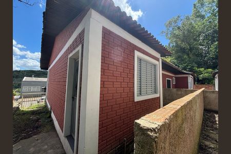 Casa para alugar com 80m², 2 quartos e sem vagaEntrada área comum lateral