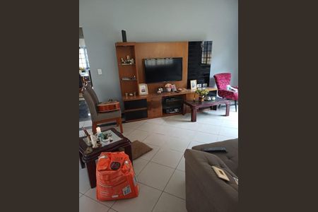 Casa à venda com 3 quartos, 180m² em Balneário Mar Paulista, São Paulo