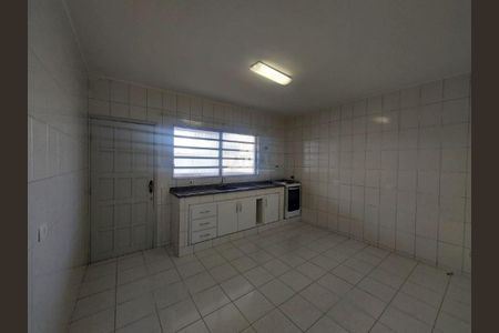 Casa à venda com 4 quartos, 170m² em Santa Amelia, Diadema