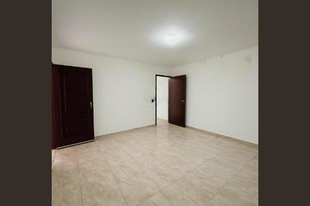 Casa à venda com 5 quartos, 260m² em Vila Missionaria, São Paulo