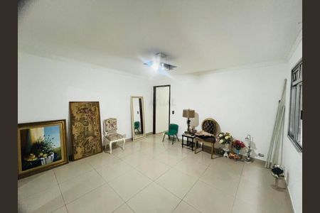 Casa à venda com 5 quartos, 260m² em Vila Missionaria, São Paulo