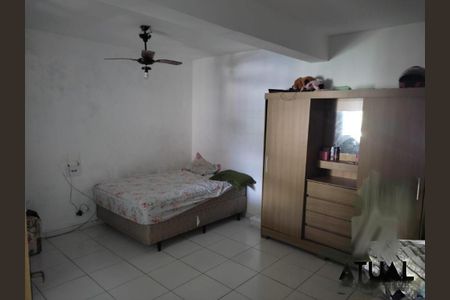 Casa à venda com 4 quartos, 132m² em Jardim Selma, São Paulo