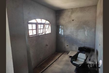 Casa à venda com 4 quartos, 132m² em Jardim Selma, São Paulo