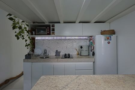 Cozinha de kitnet/studio à venda com 1 quarto, 30m² em Funcionários, Belo Horizonte