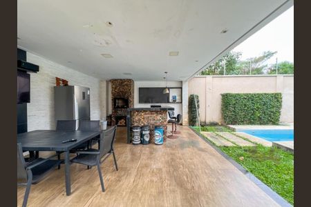 Casa à venda com 5 quartos, 347m² em Socorro, São Paulo