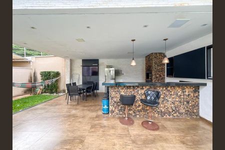 Casa à venda com 5 quartos, 347m² em Socorro, São Paulo