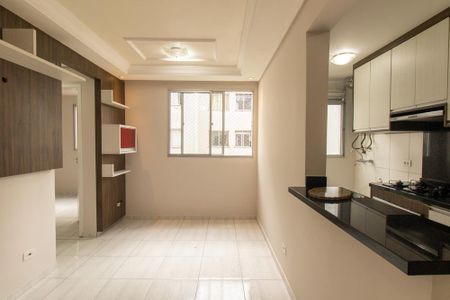 Sala de apartamento para alugar com 2 quartos, 47m² em Pinheirinho, Curitiba
