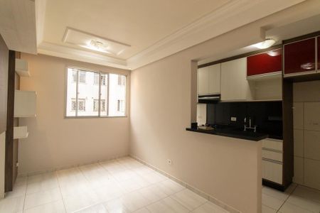 Sala de apartamento para alugar com 2 quartos, 47m² em Pinheirinho, Curitiba