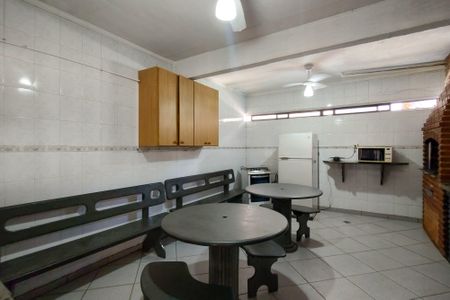 Apartamento para alugar com 93m², 2 quartos e 1 vagaÁrea comum - Salão de festas
