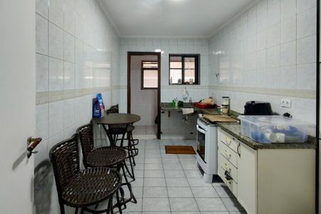 Apartamento para alugar com 93m², 2 quartos e 1 vagaCozinha 
