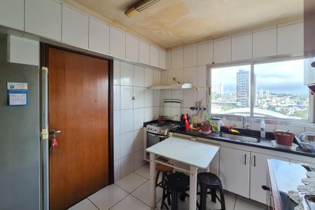 Apartamento à venda com 99m², 2 quartos e 1 vagaCozinha