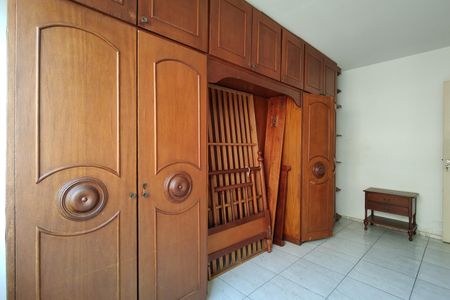 Apartamento para alugar com 70m², 2 quartos e 1 vagaQuarto 2 - Armários