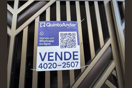 Casa para alugar com 240m², 3 quartos e 2 vagas Casa para alugar com 240m², 3 quartos e 2 vagasFachada