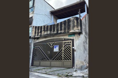 Casa para alugar com 240m², 3 quartos e 2 vagasFachada