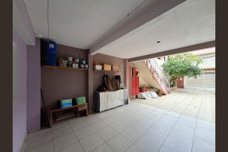 Casa para alugar com 60m², 2 quartos e 1 vaga Casa para alugar com 60m², 2 quartos e 1 vagaQuintal