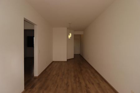 Sala de apartamento para alugar com 2 quartos, 70m² em Vila Valparaíso, Santo André