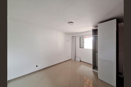 Quarto de casa para alugar com 1 quarto, 80m² em Jardim Ondina, São Paulo