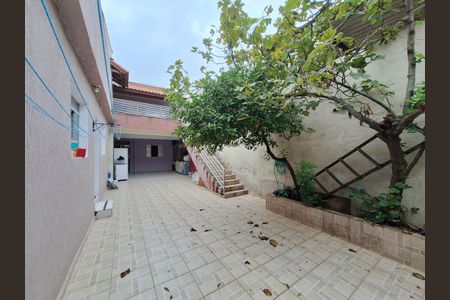 Casa para alugar com 80m², 1 quarto e 1 vaga Casa para alugar com 80m², 1 quarto e 1 vagaGaragem