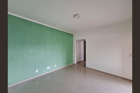 Casa para alugar com 80m², 1 quarto e 1 vaga Casa para alugar com 80m², 1 quarto e 1 vagaSala