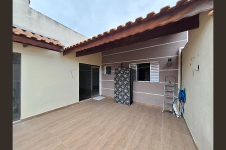 Casa para alugar com 80m², 1 quarto e 1 vaga Casa para alugar com 80m², 1 quarto e 1 vagaEntrada