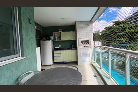 Varanda  de apartamento para alugar com 3 quartos, 71m² em Barra da Tijuca, Rio de Janeiro