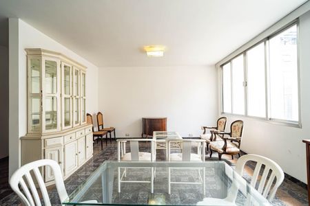 Apartamento à venda com 180m², 3 quartos e 1 vagaSala