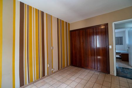 Apartamento à venda com 180m², 3 quartos e 1 vagaQuarto 1