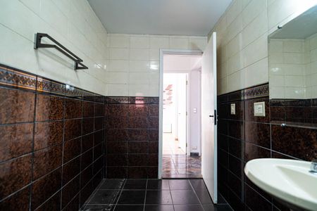 Apartamento à venda com 180m², 3 quartos e 1 vagaBanheiro 1