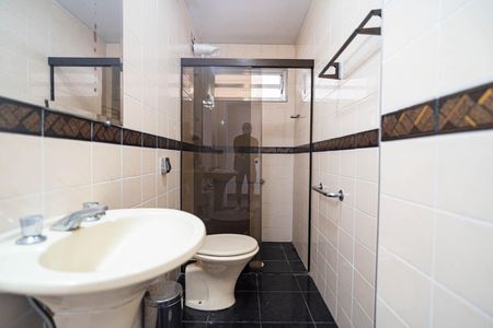 Apartamento à venda com 180m², 3 quartos e 1 vagaBanheiro 2