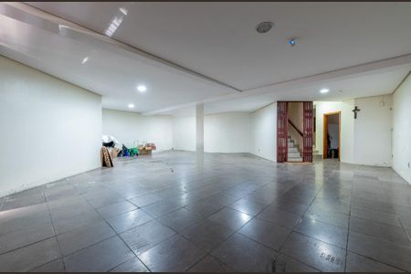 Casa para alugar com 500m², 3 quartos e 3 vagasÁrea Comum 