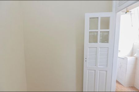 Apartamento para alugar com 80m², 2 quartos e sem vagaQuarto de Serviço