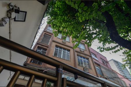 Apartamento para alugar com 80m², 2 quartos e sem vagaFachada