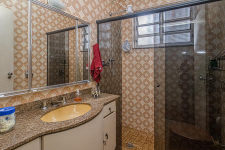 Casa para alugar com 200m², 3 quartos e 2 vagasbanheiro social_1