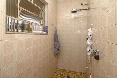 Casa para alugar com 200m², 3 quartos e 2 vagasbanheiro na área de serviço_2