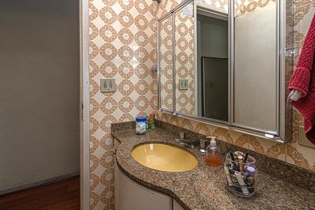 Casa para alugar com 200m², 3 quartos e 2 vagasbanheiro social_3