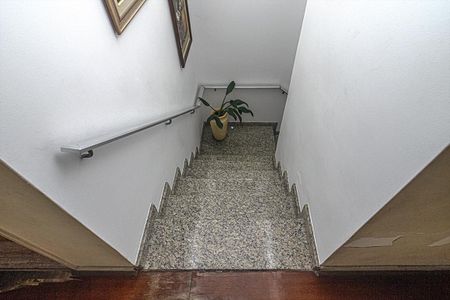 Casa para alugar com 200m², 3 quartos e 2 vagasacesso para os pisos._2