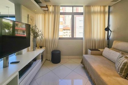 Sala de apartamento para alugar com 1 quarto, 53m² em Jardim Praiano, Guarujá