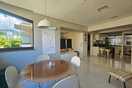 Apartamento para alugar com 53m², 1 quarto e 1 vaga Apartamento para alugar com 53m², 1 quarto e 1 vagaSala