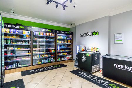 Apartamento para alugar com 140m², 3 quartos e 2 vagasÁrea comum - Mercado