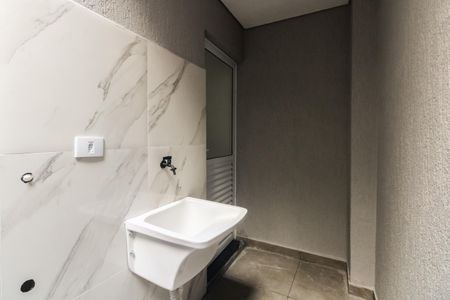 Casa à venda com 62m², 2 quartos e 1 vagaÁrea de Serviço 