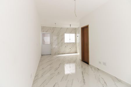 Casa à venda com 62m², 2 quartos e 1 vagaSala 