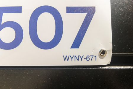 Casa à venda com 62m², 2 quartos e 1 vagaFachada - Placa Código WYNY-671