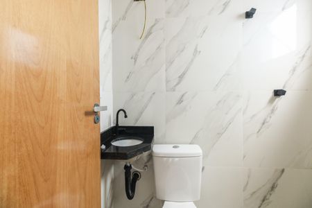 Casa à venda com 62m², 2 quartos e 1 vagaBanheiro Suíte 1