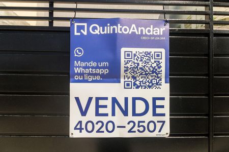 Casa à venda com 62m², 2 quartos e 1 vagaFachada - Placa Código WYNY-671