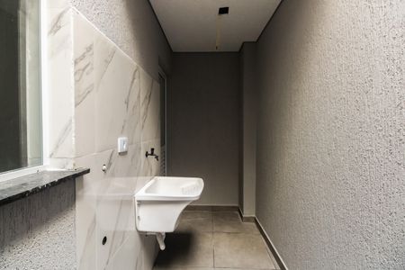 Casa à venda com 62m², 2 quartos e 1 vagaÁrea de Serviço 