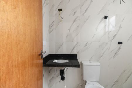 Casa à venda com 62m², 2 quartos e 1 vagaBanheiro Suíte 2