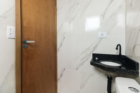 Casa à venda com 62m², 2 quartos e 1 vagaBanheiro Suíte 1