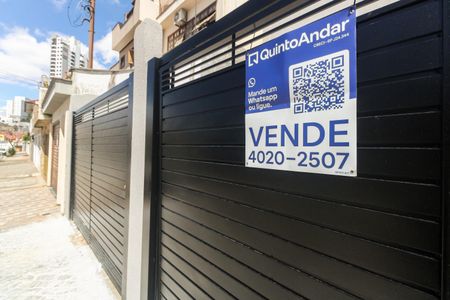Casa à venda com 62m², 2 quartos e 1 vagaFachada 