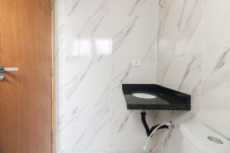 Casa à venda com 62m², 2 quartos e 1 vagaBanheiro Suíte 2