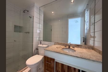 Apartamento para alugar com 124m², 3 quartos e 2 vagas Apartamento para alugar com 124m², 3 quartos e 2 vagasBanheiro Suíte 2